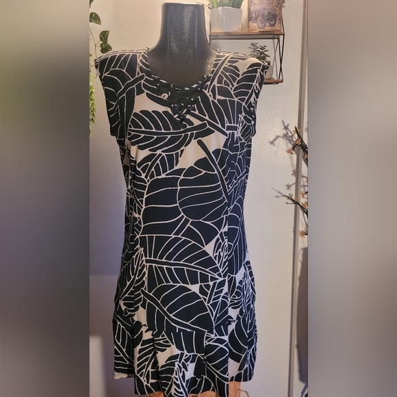 Bisou Bisou black/tan leaf design dress L - Picture 1 of 9